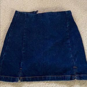 NEW NEVER WORN BRANDY DENIM SKIRT